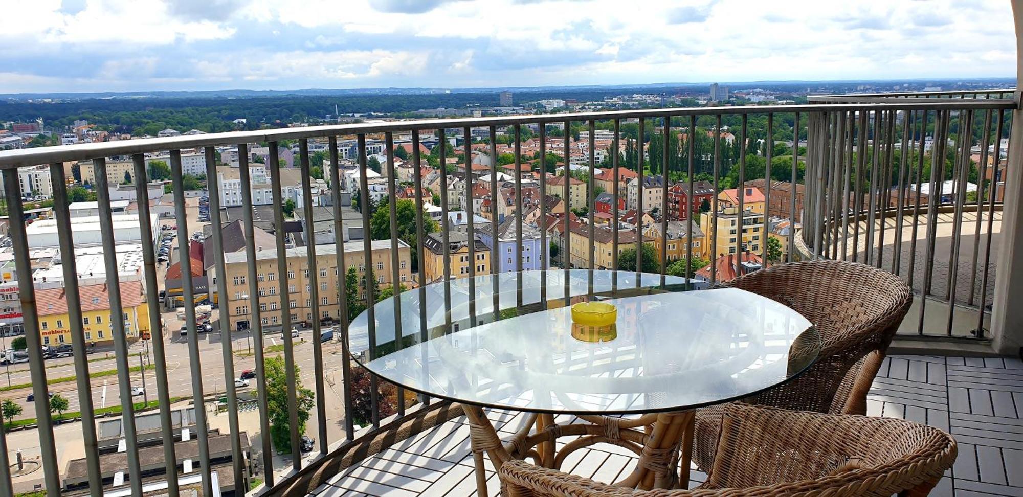 Suite-Xxi City View Hotelturm เอาก์สเบิร์ก ภายนอก รูปภาพ