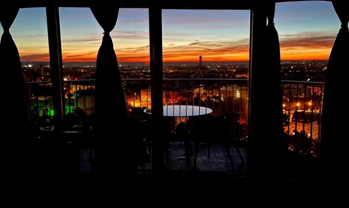 Suite-Xxi City View Hotelturm เอาก์สเบิร์ก ภายนอก รูปภาพ