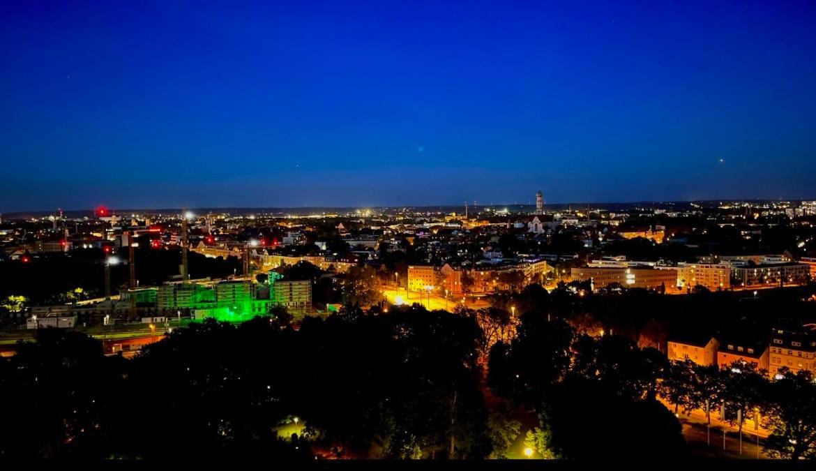 Suite-Xxi City View Hotelturm เอาก์สเบิร์ก ภายนอก รูปภาพ