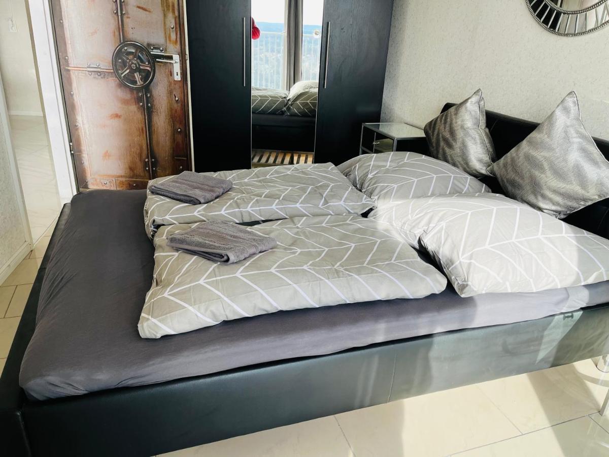 Suite-Xxi City View Hotelturm เอาก์สเบิร์ก ภายนอก รูปภาพ